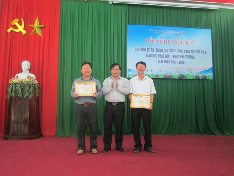 Hội nghị tổng kết Đề án "Nâng cao chất lượng công tác phổ biến, giáo dục pháp luật trong nhà trường" giai đoạn 2013-2016 tại tỉnh Quảng Nam